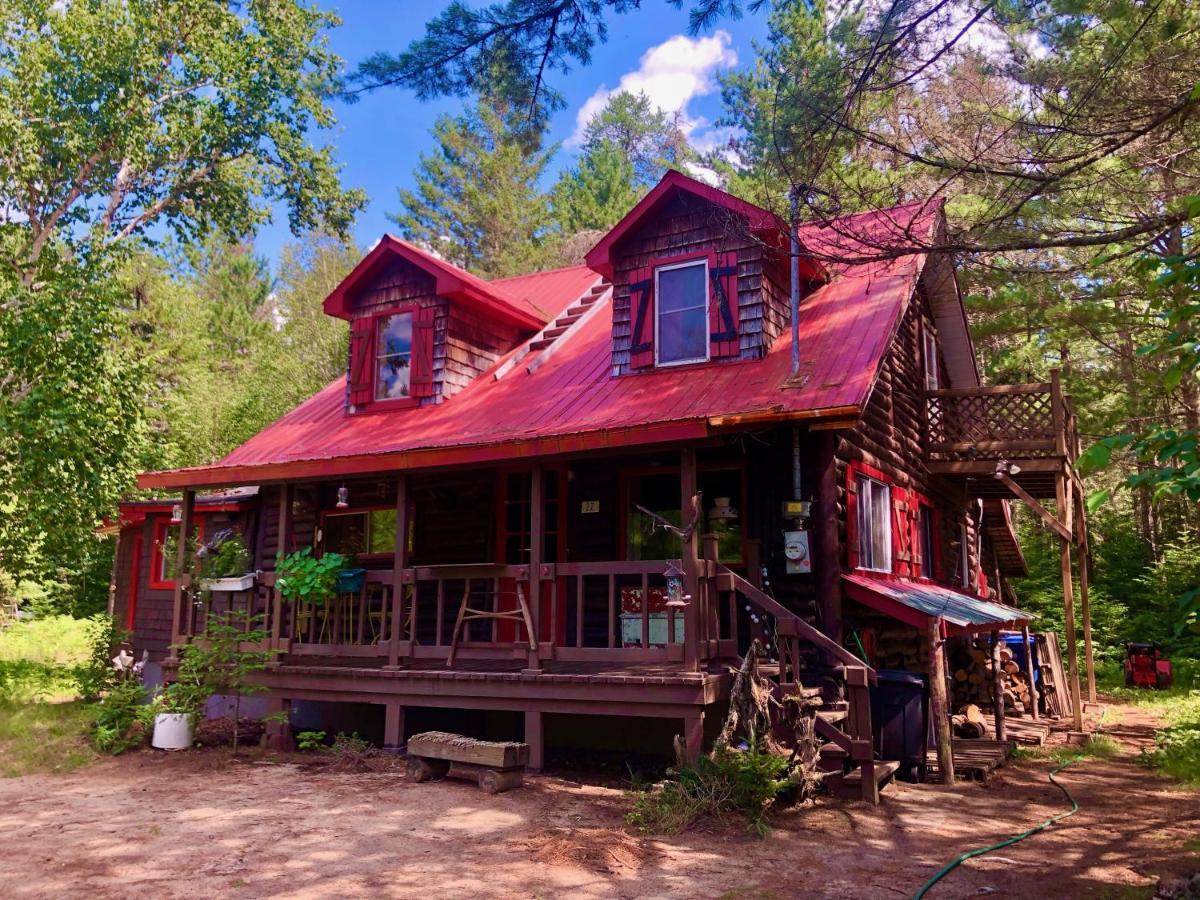 Chalet En Bois Rond Mauricie Сент-Алексі-де-Мон Екстер'єр фото