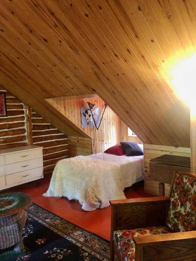 Chalet En Bois Rond Mauricie Сент-Алексі-де-Мон Екстер'єр фото