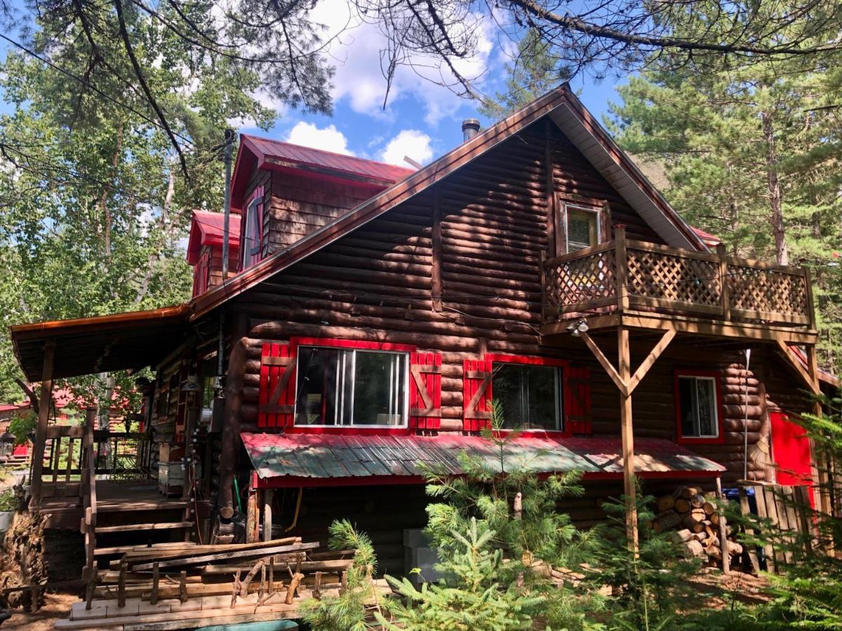 Chalet En Bois Rond Mauricie Сент-Алексі-де-Мон Екстер'єр фото
